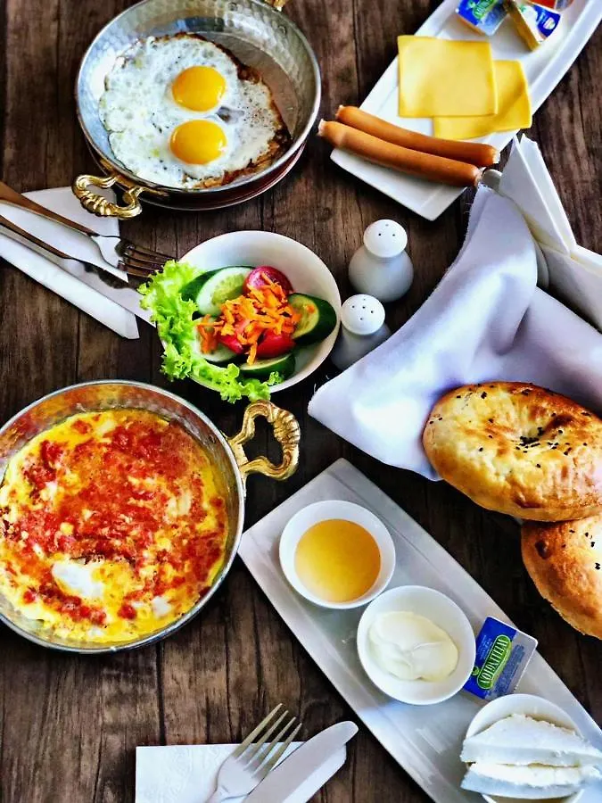 Bayil Breeze Hotel & Restaurant Bakü 4*,